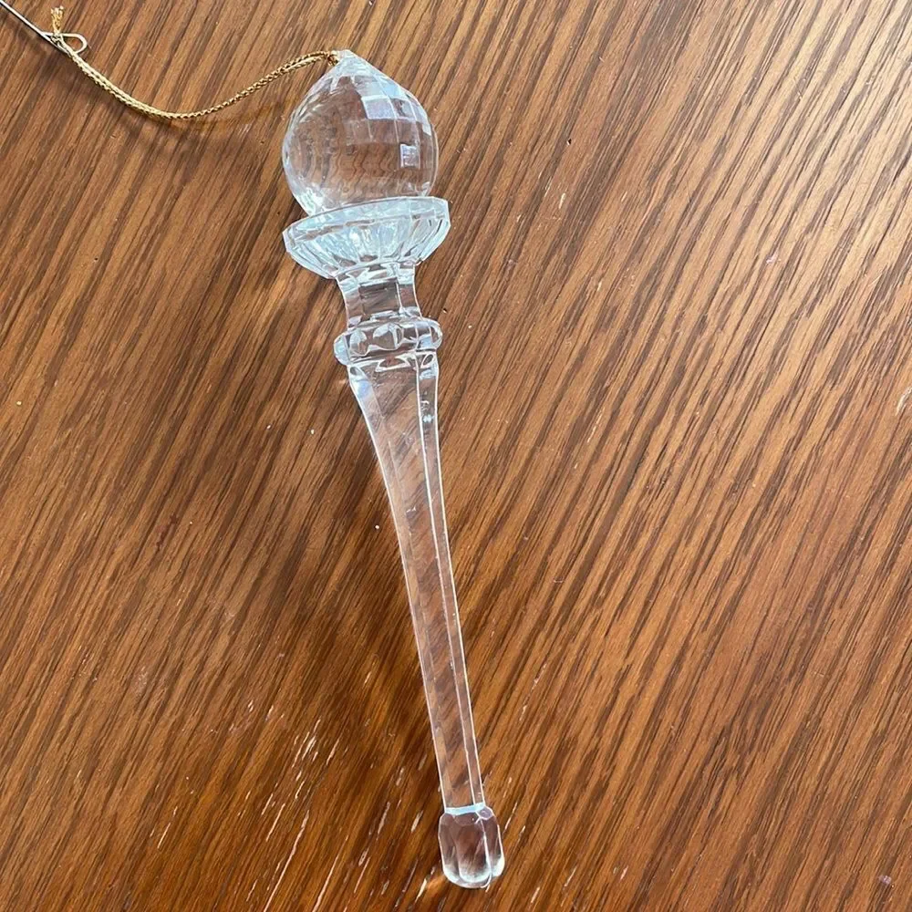 N/A clear plastic